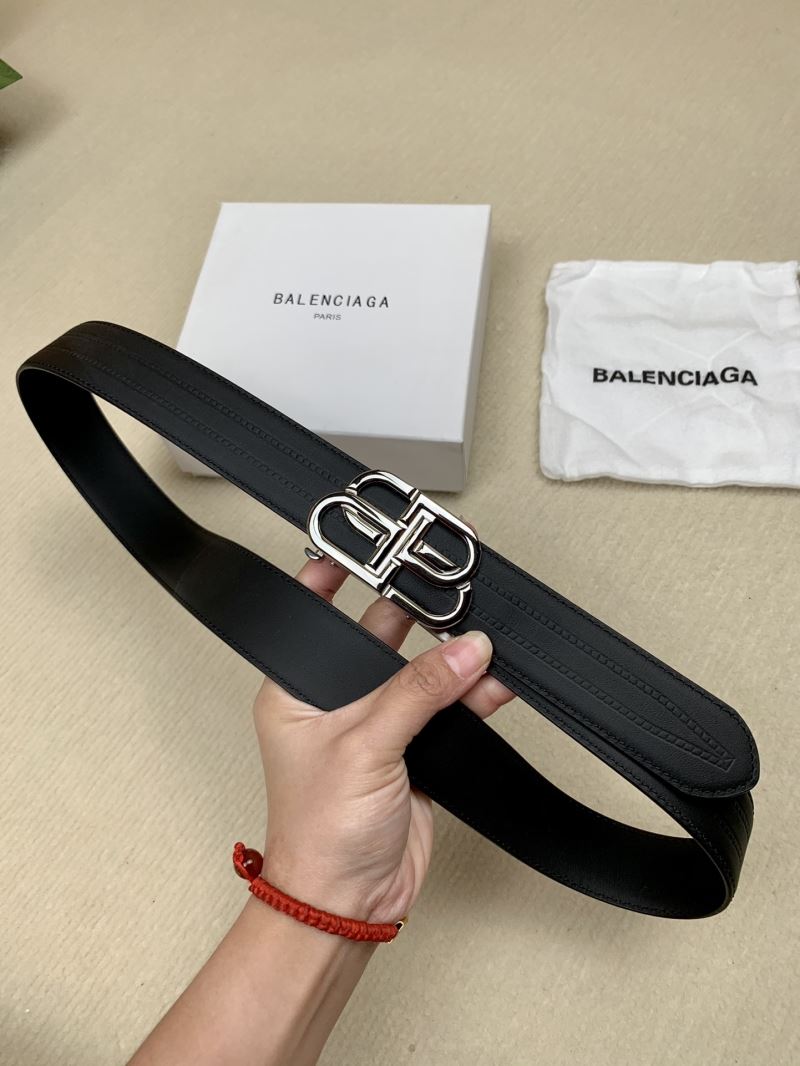 BALENCIAGA